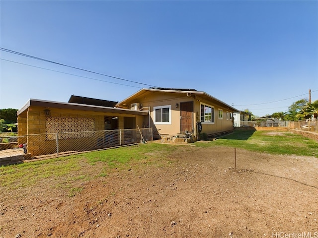 exterior space featuring a lawn