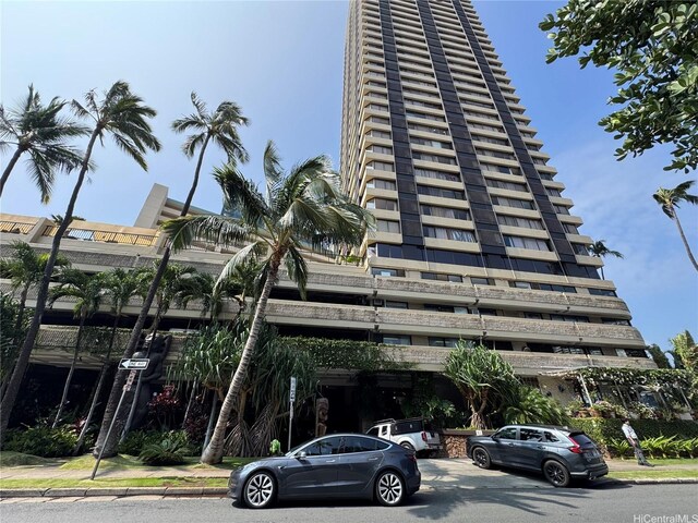 444 Niu St Unit 815, Honolulu, HI 96815 - view of building exterior