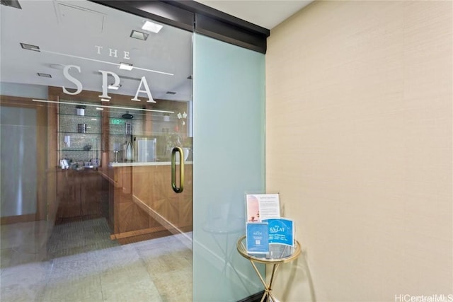 223 Saratoga Rd Unit 1506, Honolulu, HI 96815 - interior space