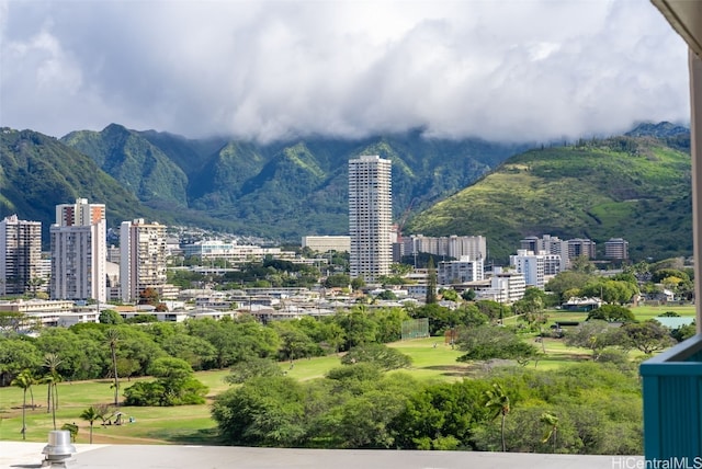 city view featuring a mountain view