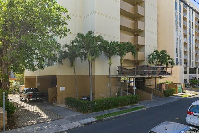 1617 Clark St Unit 702, Honolulu, HI 96822 - view of building exterior