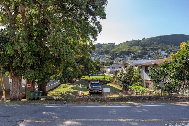 Listing photo 2 for 2033 Pacific Heights Rd, Honolulu HI 96813