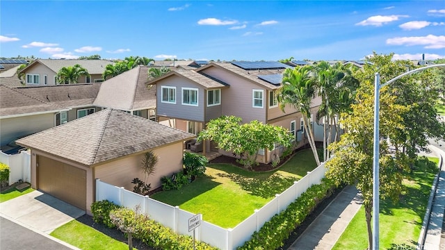 view of front of home featuring a front yard