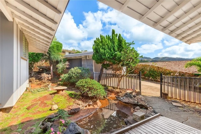 view of yard with a mountain view