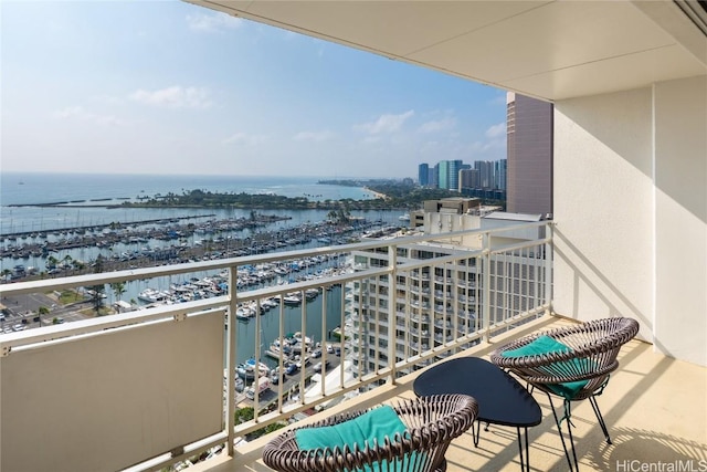 1777 Ala Moana Blvd Unit 2206, Honolulu, HI 96815 - balcony with a water view