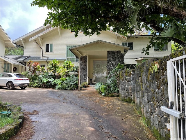 3805 Old Pali Rd, Honolulu, HI 96817 - view of front of house with stone siding