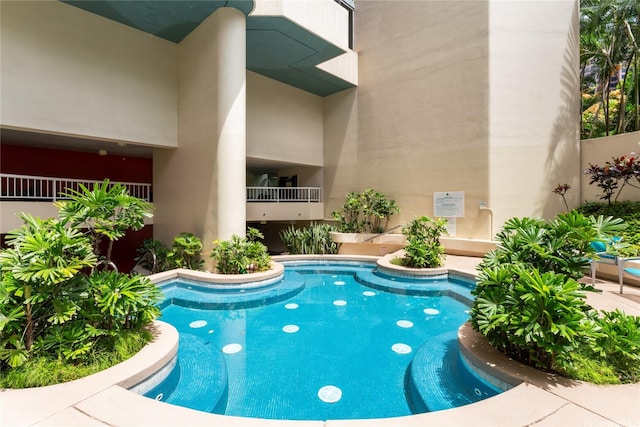 1212 Nuuanu Ave Unit 1412, Honolulu, HI 96817 - view of pool