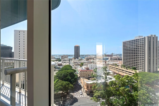 1212 Nuuanu Ave Unit 1412, Honolulu, HI 96817 - city view