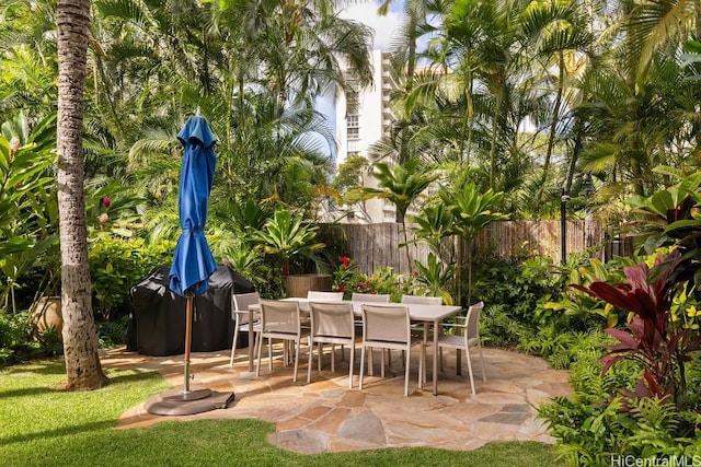 view of patio featuring grilling area