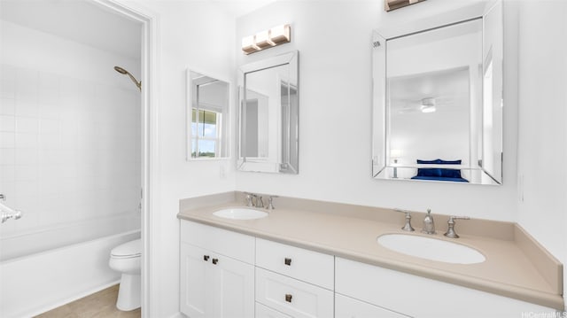 91-2220 Kaiwawalo St Unit 5501, Ewa Beach, HI 96706 - bathroom with shower / washtub combination, double vanity, toilet, and a sink