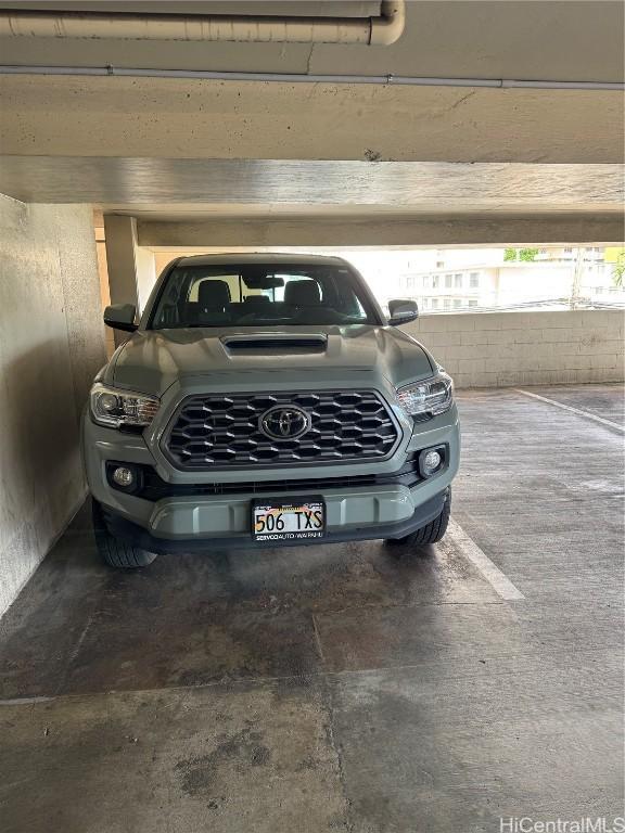 parking deck with concrete block wall