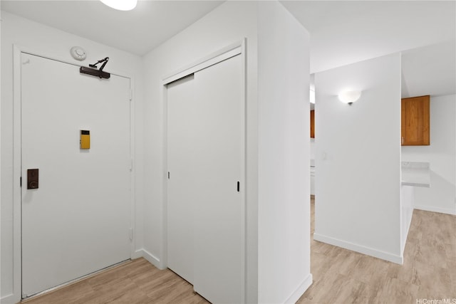 55 S Kukui St Unit D2614, Honolulu, HI 96813 - hallway featuring light wood finished floors and baseboards