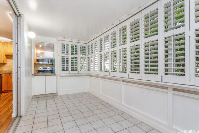 view of unfurnished sunroom