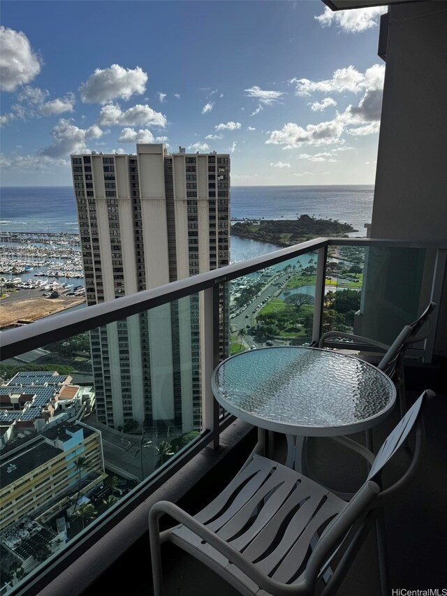 410 Atkinson Dr Unit 3412, Honolulu, HI 96814 - photo 2