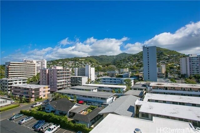 1550 Wilder Ave Unit A804, Honolulu, HI 96822 - view of urban area featuring mountains