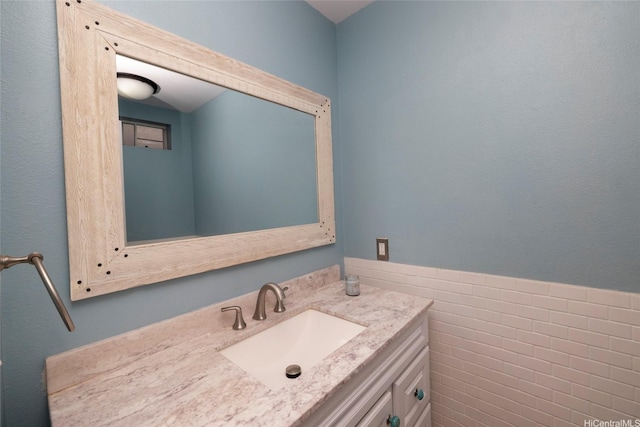 91-1016C Hoomaka St Unit 78, Ewa Beach, HI 96706 - bathroom featuring vanity