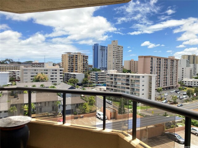 5333 Likini St Unit 902, Honolulu, HI 96818 - photo 3