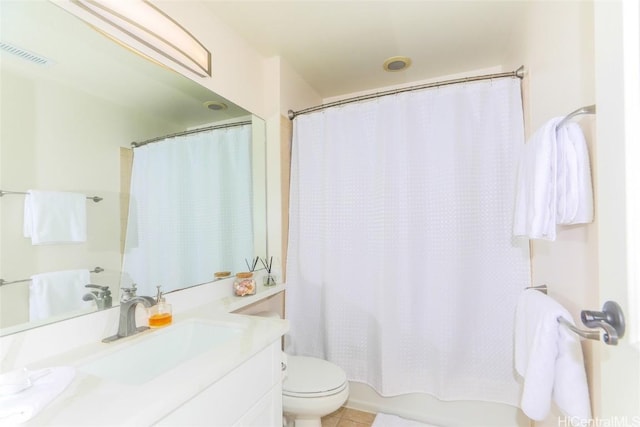 full bathroom featuring shower / tub combo with curtain, visible vents, toilet, vanity, and tile patterned flooring