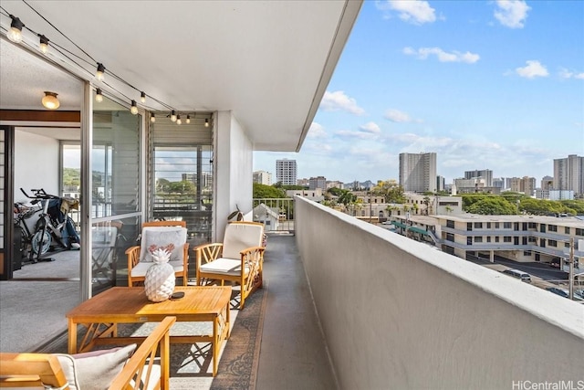 1325 Wilder Ave Unit 5, Honolulu, HI 96822 - balcony featuring a view of skyline