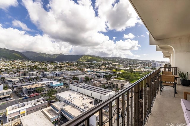 2121 Algaroba St Unit 1602, Honolulu, HI 96826 - balcony featuring a view of city and a mountain view