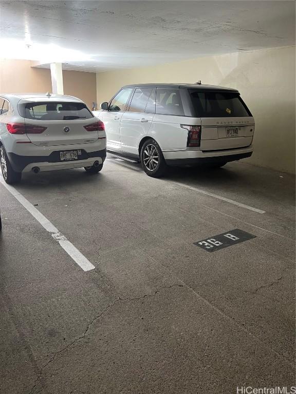 311 Ohua Ave Unit Ph D, Honolulu, HI 96815 - view of parking garage
