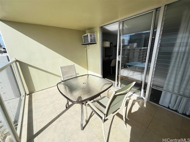 balcony with outdoor dining space