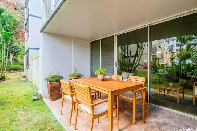 view of patio featuring outdoor dining space