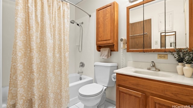 bathroom featuring vanity, toilet, and shower / tub combo