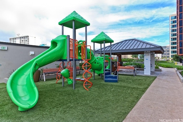 community play area with a yard