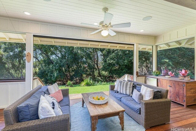 5395-B Loi Pl Unit 1, Koloa, HI 96756 - sunroom with outdoor lounge area and ceiling fan