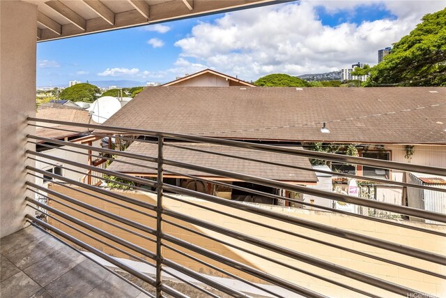 1840 Lusitana St Unit A, Honolulu, HI 96813 - view of balcony