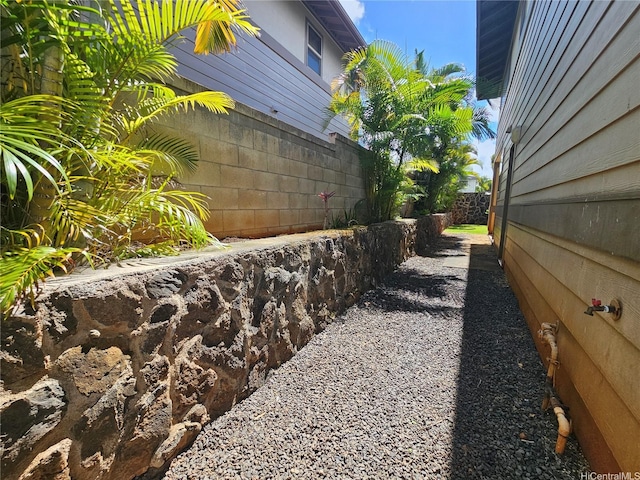 95-1007 Maalewa St, Mililani, HI 96789 - view of side of home