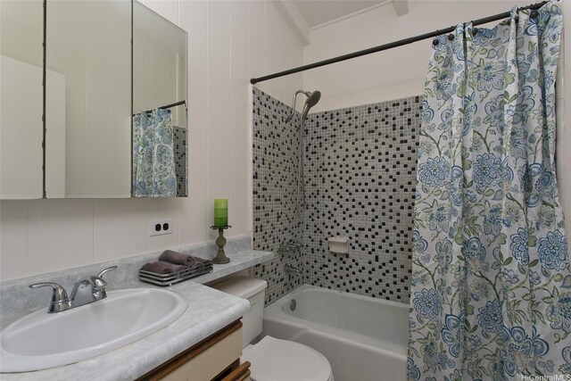 99-776 Aliipoe Dr, Aiea, HI 96701 - bathroom with shower / tub combo, toilet, and vanity
