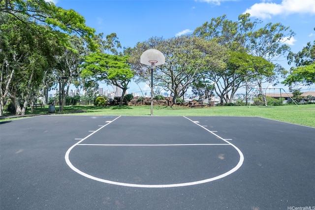 3138 Waialae Ave Unit 217, Honolulu, HI 96816 - view of basketball court with community basketball court and a yard