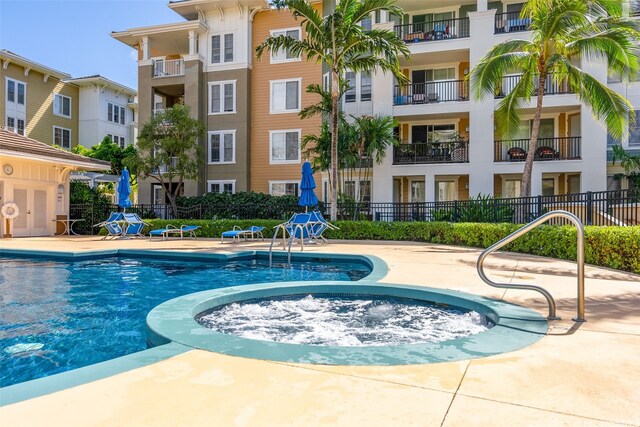 520 Lunalilo Home Rd Unit 8203, Honolulu, HI 96825 - community pool featuring a community hot tub and a patio area
