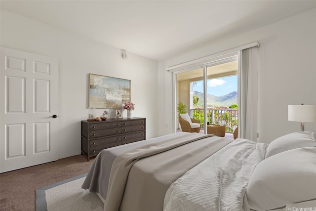 520 Lunalilo Home Rd Unit 8203, Honolulu, HI 96825 - carpeted bedroom with access to outside and a mountain view
