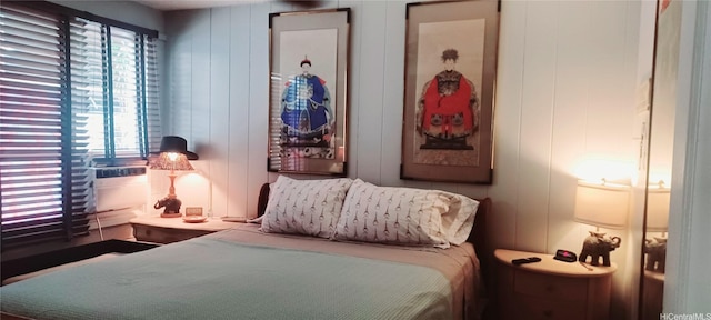 423 Kaiolu St Unit 106, Honolulu, HI 96815 - bedroom featuring a decorative wall