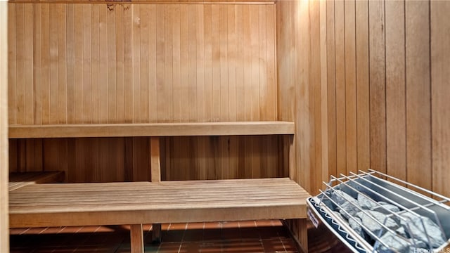 581 Kamoku St Unit 504, Honolulu, HI 96826 - relaxing sauna / steam room with wood walls