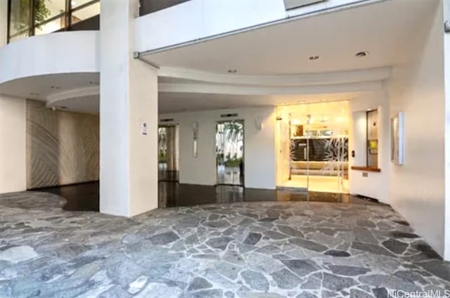 225 Queen St Unit 14A, Honolulu, HI 96813 - view of common area