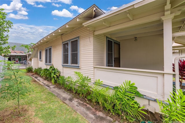 2712 Pulena Pl, Honolulu, HI 96822 - view of side of property with a mountain view
