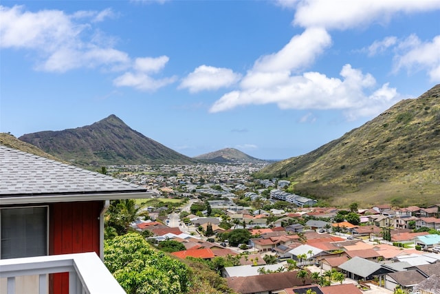 property view of mountains featuring a residential view