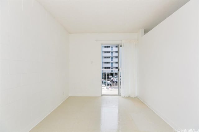 2873 S King St Unit 203, Honolulu, HI 96826 - view of unfurnished room
