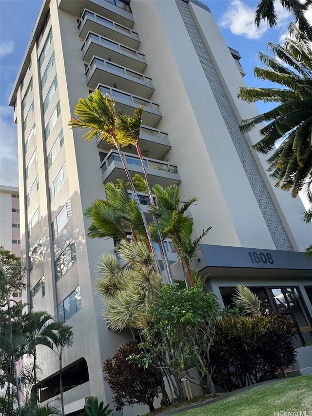 1808 Punahou St Unit 602, Honolulu, HI 96822