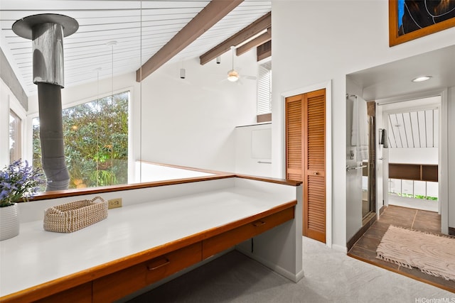156 Forest Ridge Way, Honolulu, HI 96822 - bathroom featuring a ceiling fan