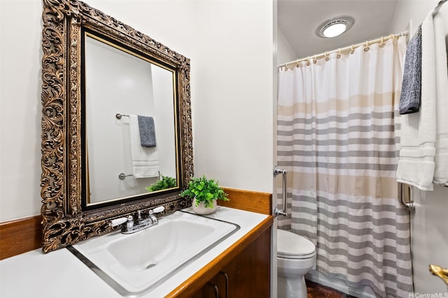 156 Forest Ridge Way, Honolulu, HI 96822 - full bath featuring vanity and curtained shower