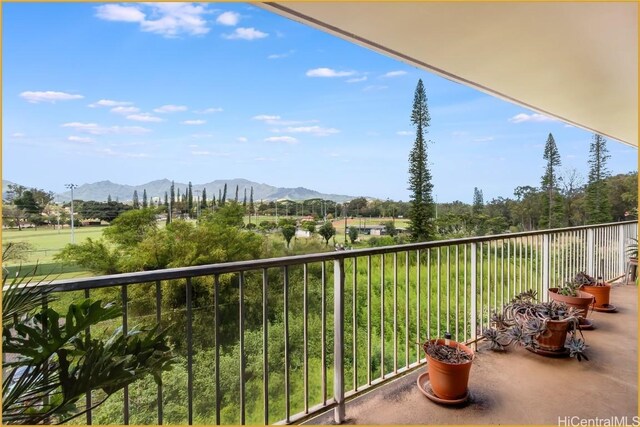 1830 Wilikina Dr Unit 612, Wahiawa, HI 96786 - balcony featuring a mountain view