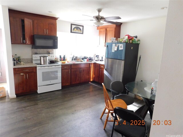 3214 Esther St, Honolulu, HI 96815