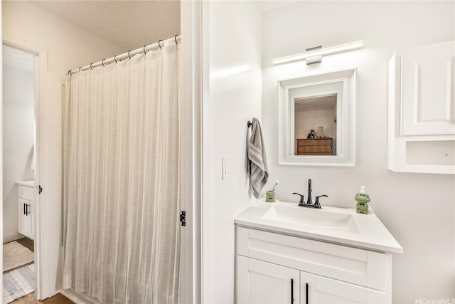 68-037 Apuhihi St Unit B, Waialua, HI 96791 - full bathroom featuring vanity and a shower with shower curtain