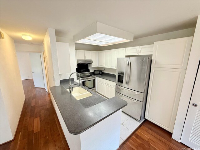 605 Mananai Pl Unit 25C, Honolulu, HI 96818 - photo 2