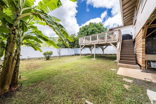 1924 10th Ave, Honolulu, HI 96816 - view of yard with stairs and a wooden deck